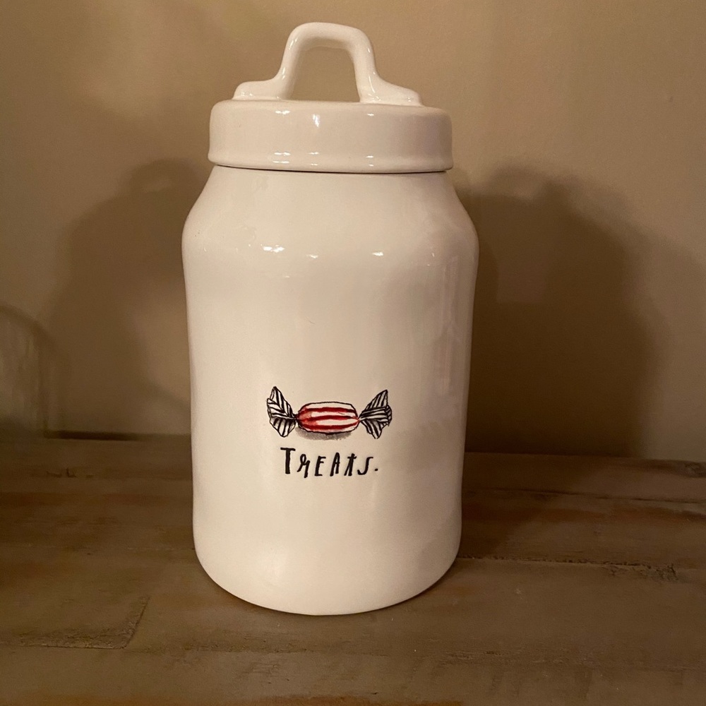 Rae Dunn Treats canister
